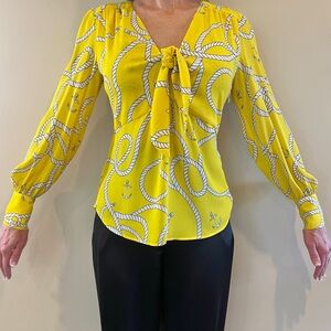 Cabi Reef Knot Blouse #5707 Plunging V-Neck Fitted Waist Bell Sleeve Top XS